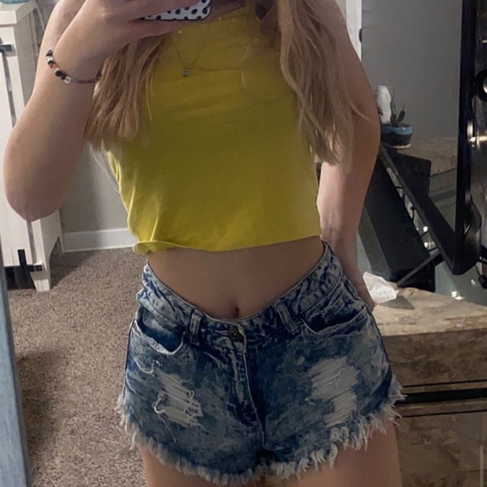 high rise Short shorts